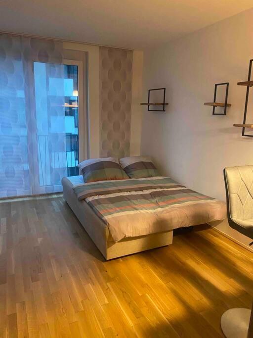 Moderne Wohnung In Der Toplage Inkl. Garage Wien Ngoại thất bức ảnh